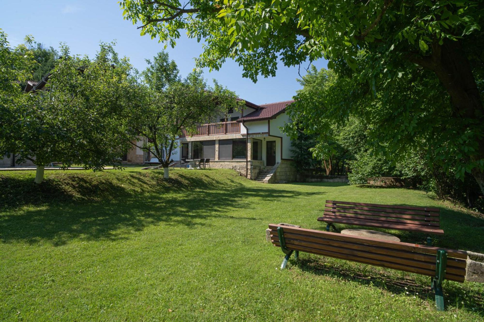 Neda'S House Hotel Червен Екстериор снимка